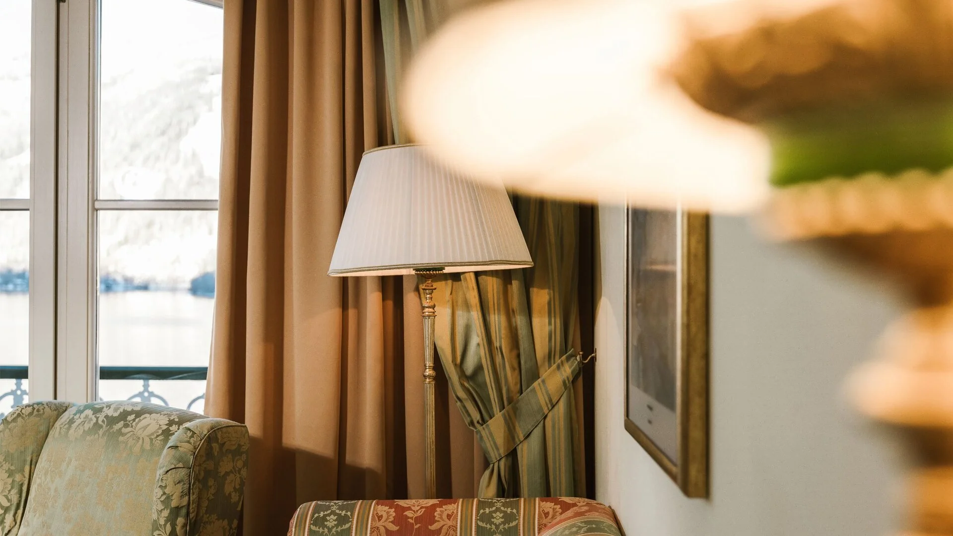 Info of the hotel with private lake access Zell am See