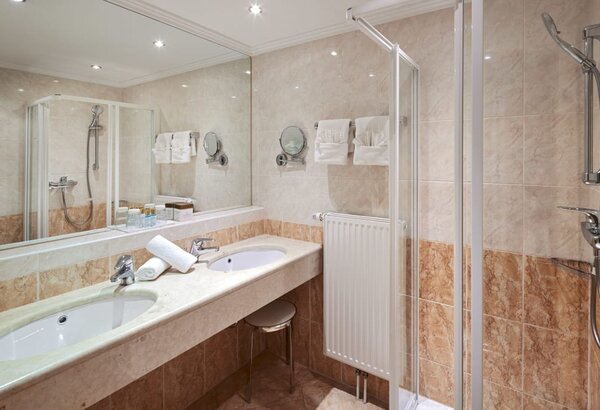 Zeller See, hotel room: holidays by the lake in Salzburg